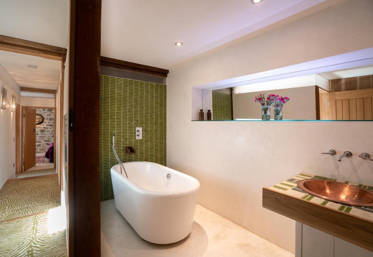 Red Kite Barn - Charming Boutique Barn Conversion Newbridge on Wye Esterno foto