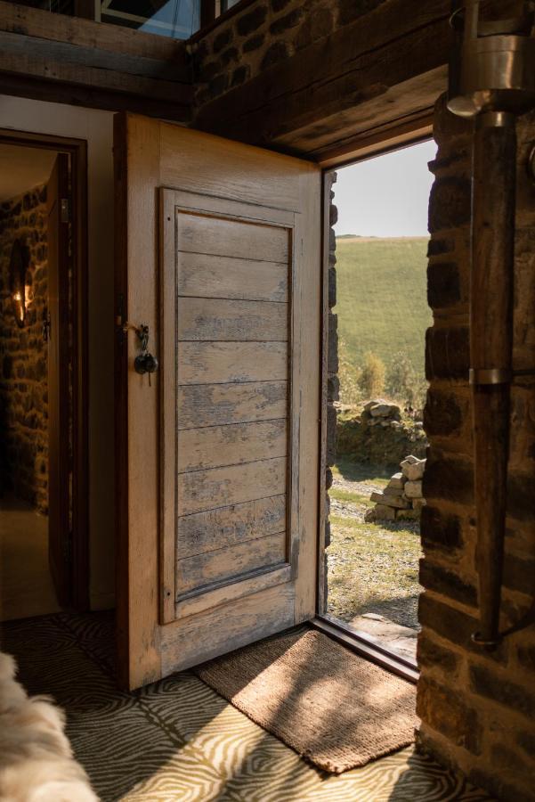 Red Kite Barn - Charming Boutique Barn Conversion Newbridge on Wye Esterno foto